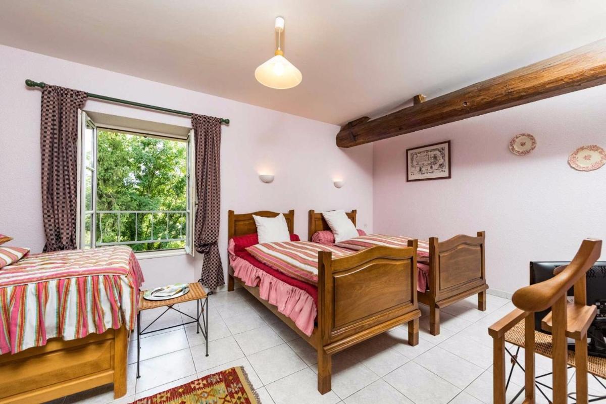 Jolie Vache Deguisee En Fleurs, Chambre D'Hote A Soulosse Szoba fotó