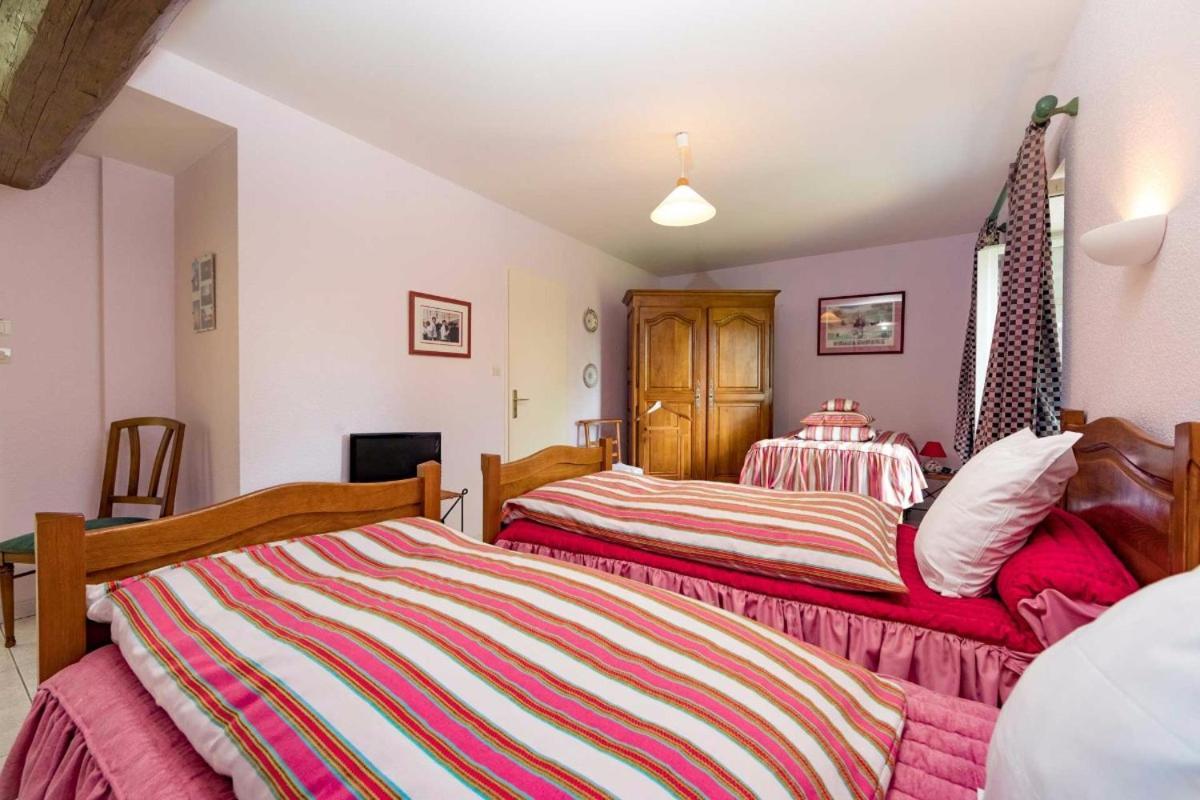 Jolie Vache Deguisee En Fleurs, Chambre D'Hote A Soulosse Szoba fotó